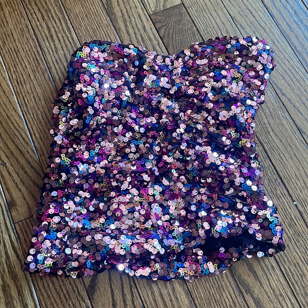 ZARA **BRAND NEW** MEDIUM SEQUENCE TUBE TOP